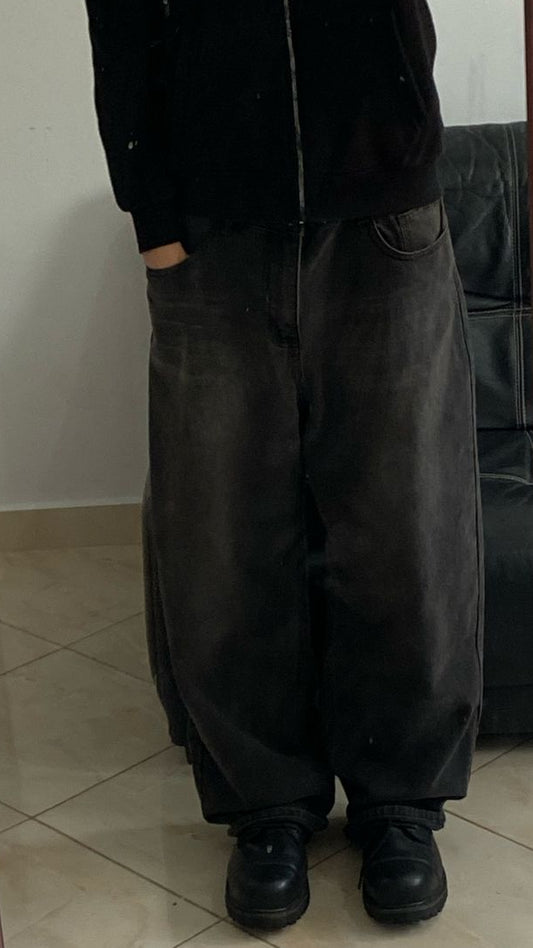 black baggy jeans V1
